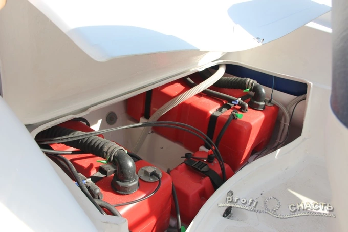 Лодка РИБ WinBoat R53