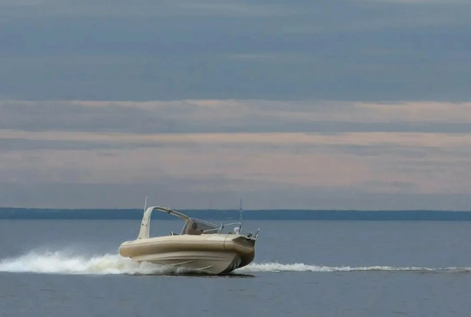 Лодка РИБ Skylark R 700