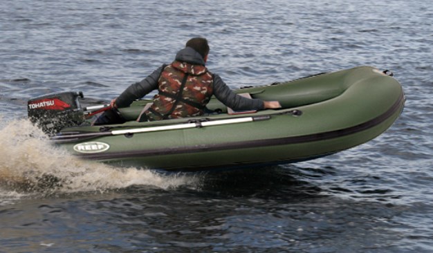 Надувная лодка Ладья ЛТ-290ЕСТ со слань-ковриком
