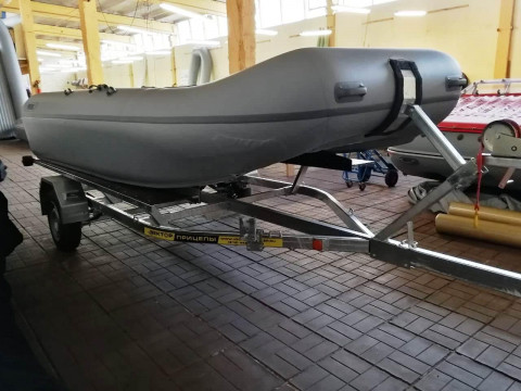 Автомобильный прицеп ЛАВ - 81014А КАТАМАРАН