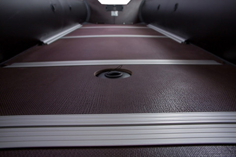 Лодка надувная Лодка надувная RiverBoats RB  390 Киль