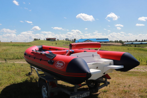 Лодка РИБ Fortis 450R
