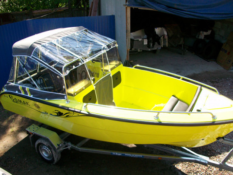 Катер Ермак 510 стеклопластиковый корпус