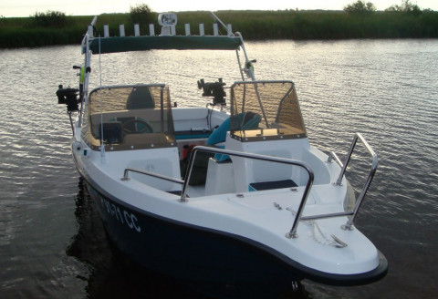 Катер Ермак 630 DC