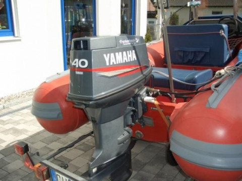 Ямаха 40 VEOS