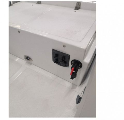 Лодка РИБ WinBoat 420GTR