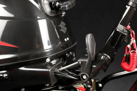 Лодочный мотор Suzuki DF 20 AS