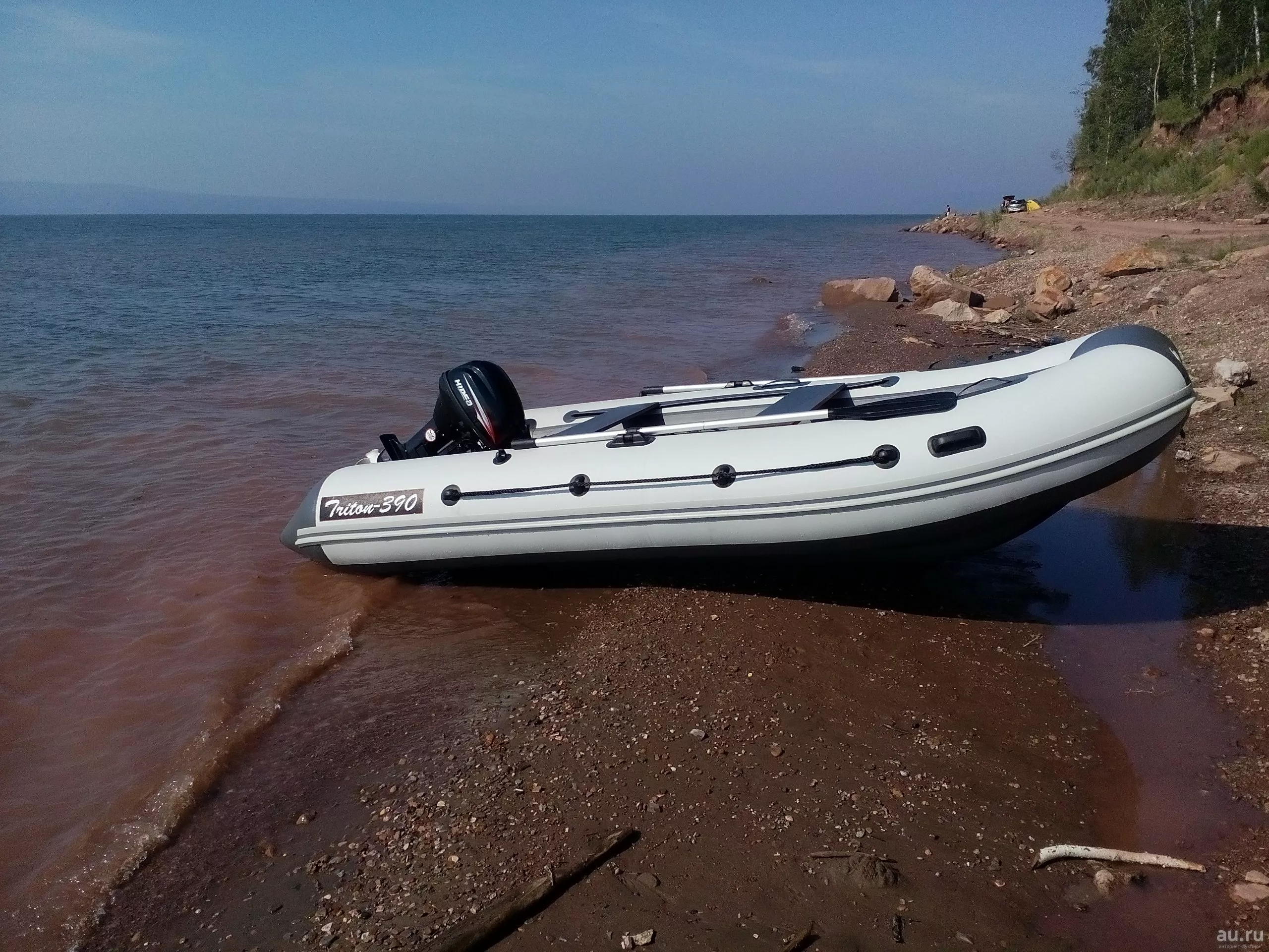 Надувная лодка REEF ТРИТОН 390 НД